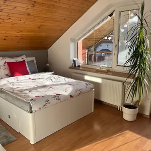 Podkrovni S Balkonem Kwatera prywatna Ostrawa