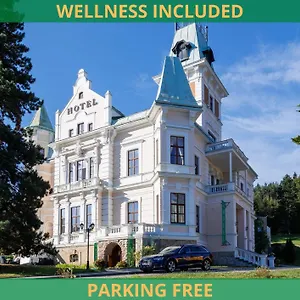 4* Отель Chateau Cihelny